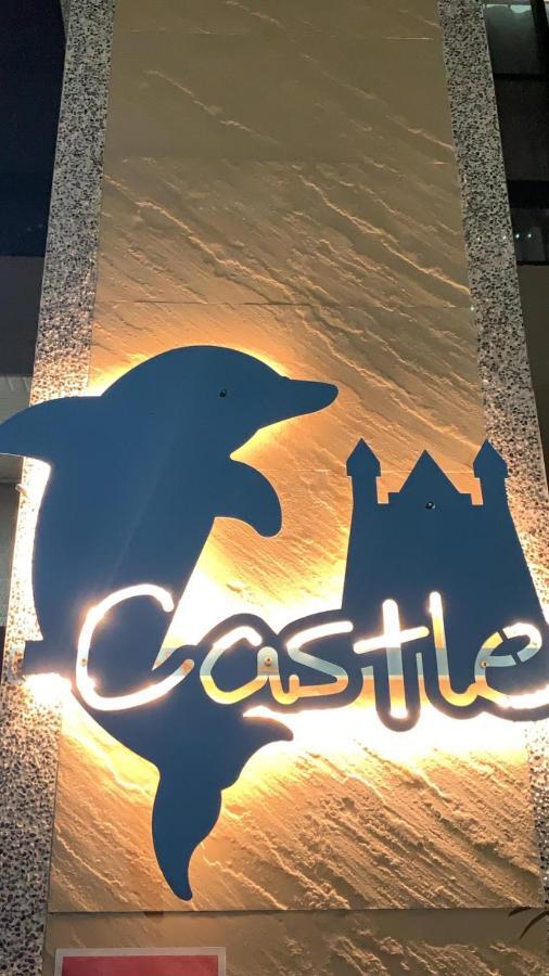 Dolphin Castle Bed and Breakfast Donggang Exteriör bild
